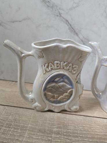 Статуэтки: Фарфоровые статуэтки времен СССР
есть сколы — 1