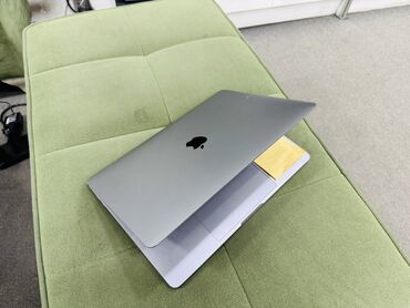 Ноутбуки: Ультрабук, Apple, 8 ГБ ОЗУ, Apple M1, 13.3 ", Б/у, Для несложных задач, память SSD