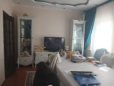 дом 5 соток: 4 комнаты, 400 м², 6 соток, Бишкек, Собственник — 10