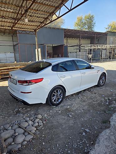 Продажа авто: Kia K5: 2021 г., 0.2 л, Автомат, Газ, Седан — 3