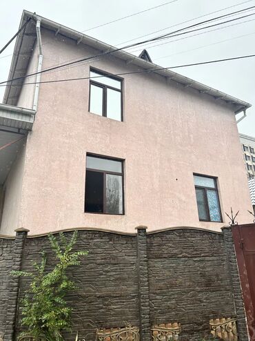 аренда квартиры под офис в центре: Вефа Сдается помещение под ОФИС 180 м2 в центре Бишкека с хорошим