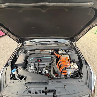 Kia: Kia : 2021 г., 1.6 л, Гибрид — 30