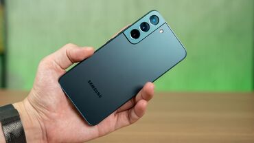 курсы ремонта телефонов: Samsung Galaxy S22, Б/у, 128 ГБ, цвет - Зеленый, 2 SIM