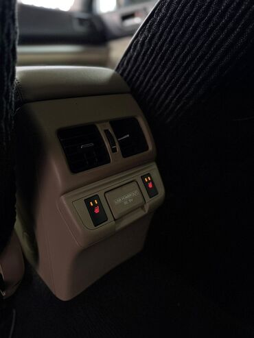 Subaru: Subaru Outback: 2018 г., 2.5 л, Вариатор, Бензин, Кроссовер — 3