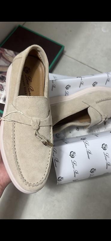 Лоферы, 35, Loro Piana, Новый, цвет - Бежевый, Бесплатная доставка, Самовывоз, Платная доставка at lalafo.kg Лоферы, 35, Loro Piana, Новый, цвет - Бежевый, Бесплатная доставка, Самовывоз, Платная доставка