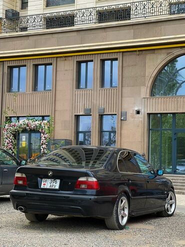 BMW: BMW 5 series: 1999 г., 2.5 л, Механика, Бензин, Седан