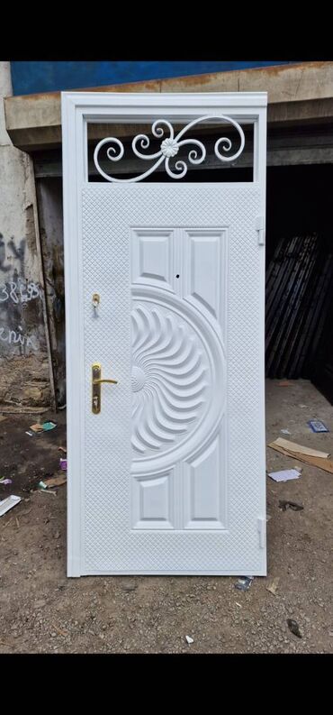 Giriş qapıları: Yeni Giriş qapısı Zəmanətli, Ödənişli quraşdırma, Ödənişli çatdırılma — 27