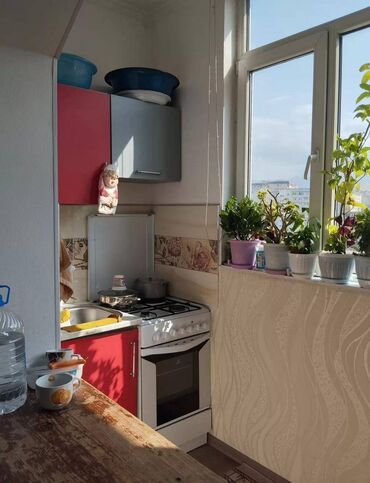 Продажа квартир: 1 комната, 36 м², 106 серия, 8 этаж, Евроремонт