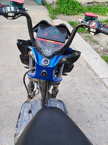 Скутеры: Скутер Pantera. - Яркая передняя оптика: две основные фары — 12