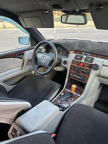 Продажа авто: Mercedes-Benz E-Class: 1997 г., 3.2 л, Автомат, Бензин, Седан — 8