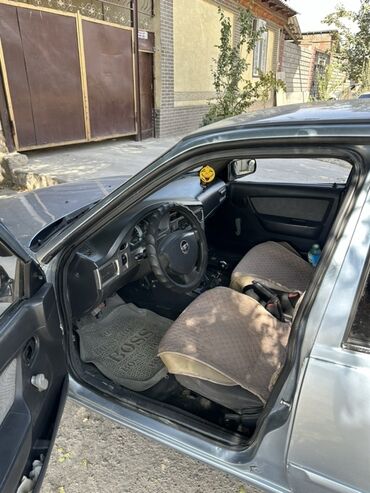 Унаа сатуу: Daewoo Nexia: 2012 г., Механика, Бензин, Седан