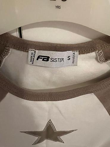 qarabağ forması trendyol: FB Sister qısaqol köynək - Model: Raglan qollu, qısa fason - Rənglər — 3