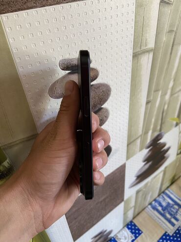 телефоо: IPhone 16 Pro, Колдонулган, 256 ГБ, Black Titanium, 99 %