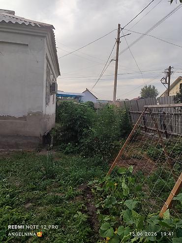 дом маловодный: Продаю дом 3 спальни, зал, кухня, душевая. канализация — 10