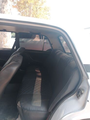 VAZ (LADA): VAZ 2106 (klassik “Jiquli”) sedan Xüsusiyyətlər:qiymətdə razılaşmaq — 11