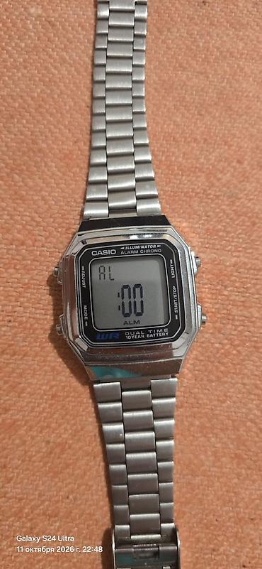 luc saat: Casio rəqəmsal qol saatı – klassik retro dizayn Xüsusiyyətlər: - — 1