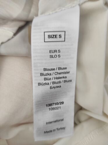 Majice dugačkih rukava: Nova bluzica, nije nosena. Velicina s. Marka Orsay — 10