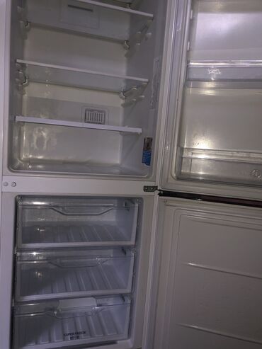 Холодильник Indesit, Б/у, Двухкамерный, 190 *