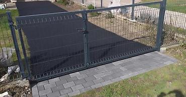 Proizvodi od rolovanog metala, metalni kanali: 🚪 DVOKRILNE KAPIJE Ispuna panel 2D ili 3D 📍 Fence System doo Bulevar — 22