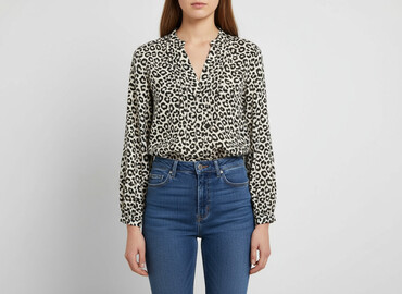 bluzka z pajakiem: Women's blouse, size S at lalafo.pl bluzka z pajakiem: Women's blouse, size S
