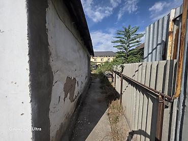 токмак: Срочно Продаю Полдома под реконструкцию/строительство. Можно на — 4
