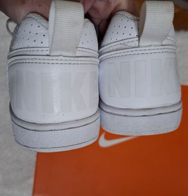 Patike: Nike, Veličina - 35 — 6