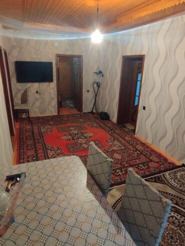 keslede heyet evleri: Баку, Пос. Говсаны, 180 м², 4 комнаты