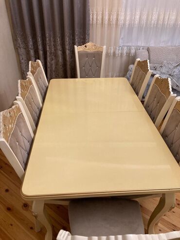 Masa və oturacaq dəstləri: Qonaq otağı üçün, İşlənmiş, Kvadrat masa, 8 stul