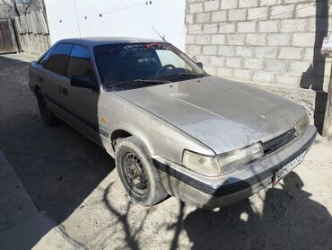 Mazda: Mazda 626: 1990 г., 2 л, Механика, Бензин, Хэтчбэк