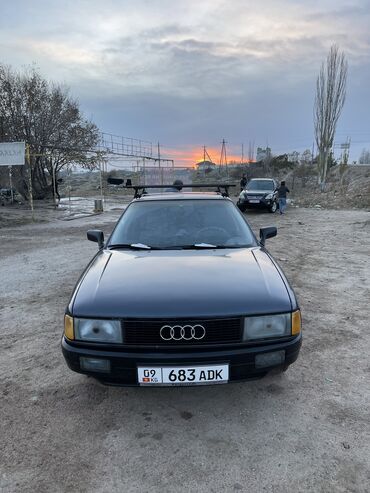 Audi 80: 1989 г., 1.8 л, Механика, Бензин