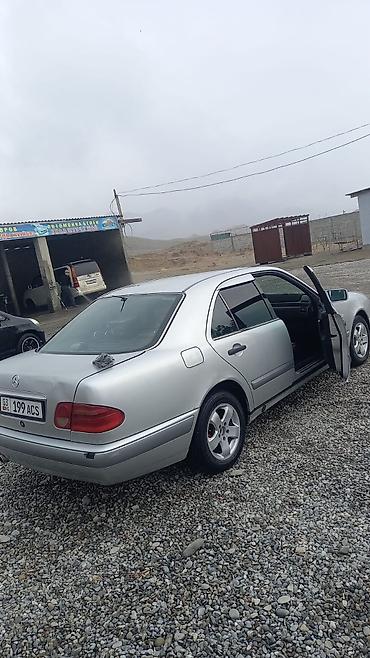 мерс 1996: Mercedes-Benz E-Class: 1996 г., 2.3 л, Механика, Бензин, Седан — 5