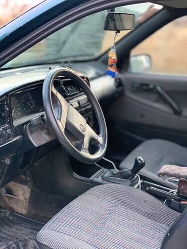 купить чехлы на гольф 4: Volkswagen Passat: 1989 г., 1.8 л, Механика, Бензин, Седан
