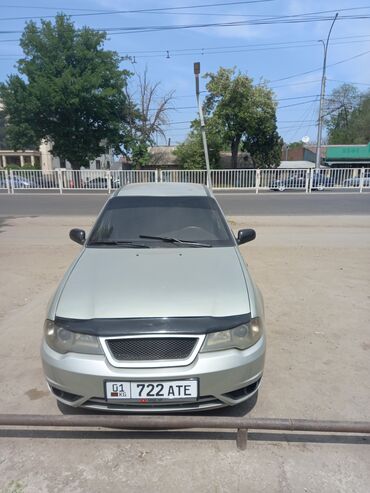Daewoo: Daewoo Nexia: 2010 г., 1.5 л, Механика, Бензин, Седан