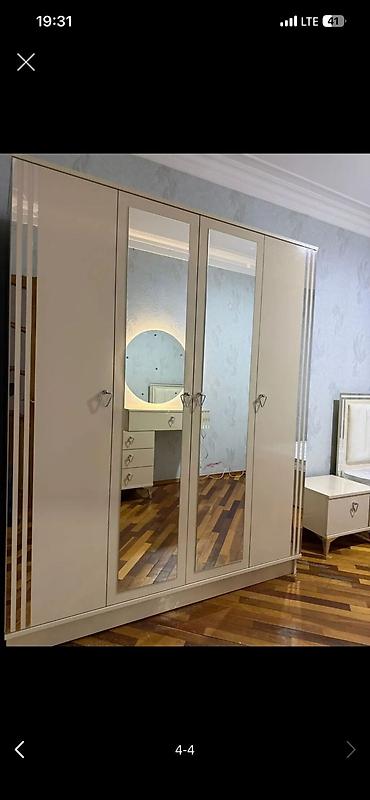 Yeni, 4 qapılı, Güzgülü, Bej, Açılan, Düz dolab lalafo.az -da — 2 Yeni, 4 qapılı, Güzgülü, Bej, Açılan, Düz dolab — 2