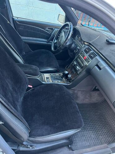 Mercedes-Benz: Mercedes-Benz E-Class: 1997 г., 4.2 л, Автомат, Бензин, Седан — 10