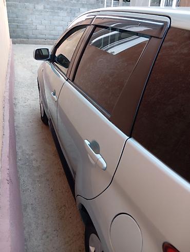 small car: Toyota Ist: 2003 г., 1.5 л, Автомат, Бензин, Хэтчбэк — 10