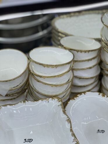 офисная посуда: Фарфоровые сервизы и наборы посуды Victoria - Материал: тонкий белый