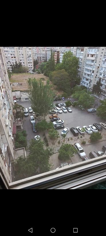 Mənzillər: Bakı, 8-ci mikrorayon, 3 otaqlı, Köhnə tikili, m. Azadlıq Prospekti, 72 kv. m — 10