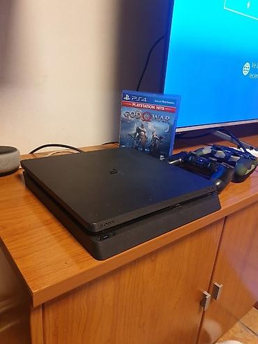 Elektronika: Ps4 slim hec bir problemi yoxdur.1terebaytdir ancaq icinde oyun — 1