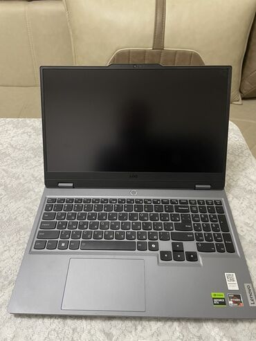 Lenovo: Lenovo LOQ seriyalı noutbuk - 15.6" ekran, nazik çərçivə, yuxarı — 4