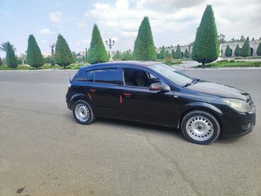 afdamabilər: Opel Astra: 1.8 l | 2005 il 30015 km Hetçbek