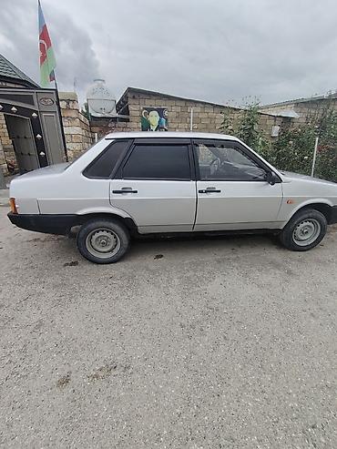 evakuator satışı: VAZ (LADA) 21099: 1.5 l | 2004 il 330182 km Sedan — 3