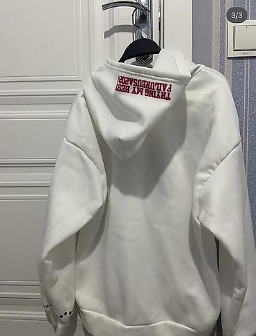 krop geyim: Y2K zip up hoodie 🇺🇸
Size:M
Price:29
10/10

Yenidi — 3