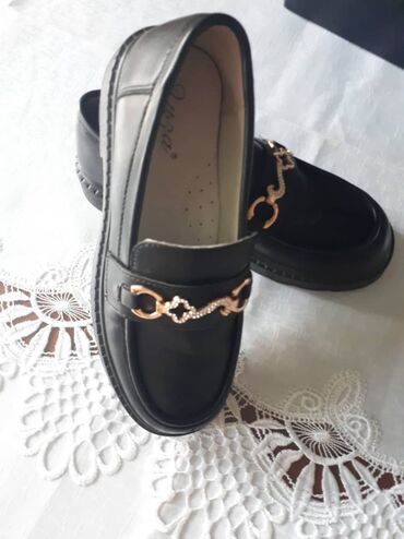 калодки для обуви: Туфли 36, цвет - Черный