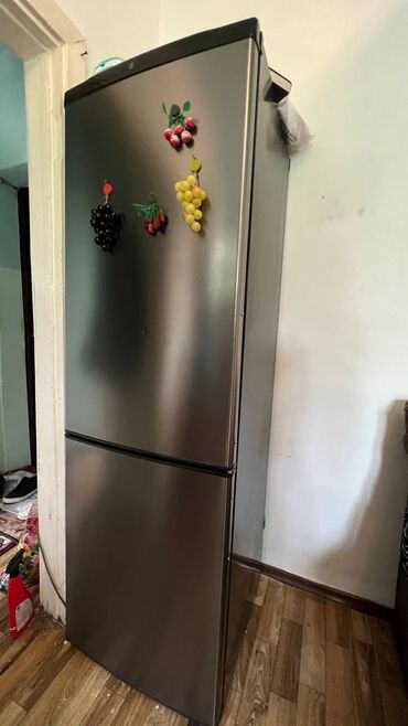 Холодильники: Холодильник Б/у, Двухкамерный, 60 * 185 * 55