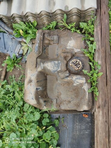 Двигатели, моторы и ГБЦ: Дизельный мотор Mitsubishi 2003 г., 1.9 л, Б/у, Оригинал — 26