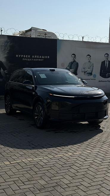 Lixiang: Lixiang L6: 2025 г., 1.5 л, Автомат, Гибрид, Кроссовер — 3