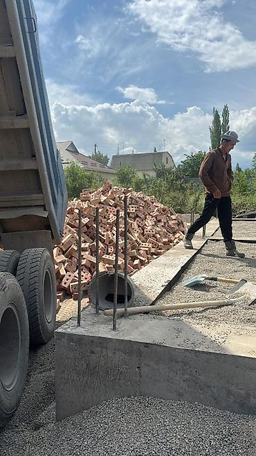 Кирпич керамический пустотелый - Материал: обожжённая керамика - at lalafo.kg Кирпич керамический пустотелый - Материал: обожжённая керамика -