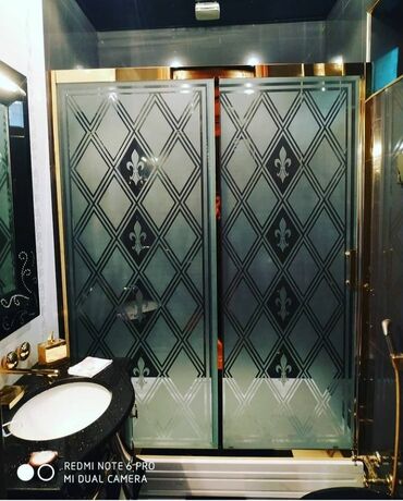 Duş kabinaları, arakəsmələr: Yeni Arakəsmə, Pulsuz çatdırılma — 10