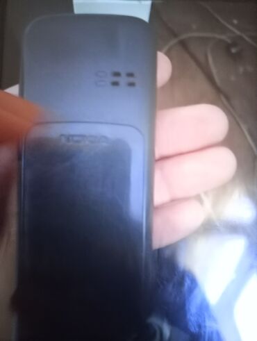mobil nömreler: Əla telefondur işləyir sadəcə daş və nömre lazımdır iksi bir yerdə 8